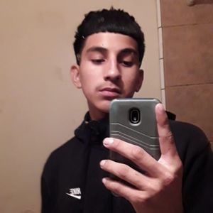 Meet your Posher, Ampelio